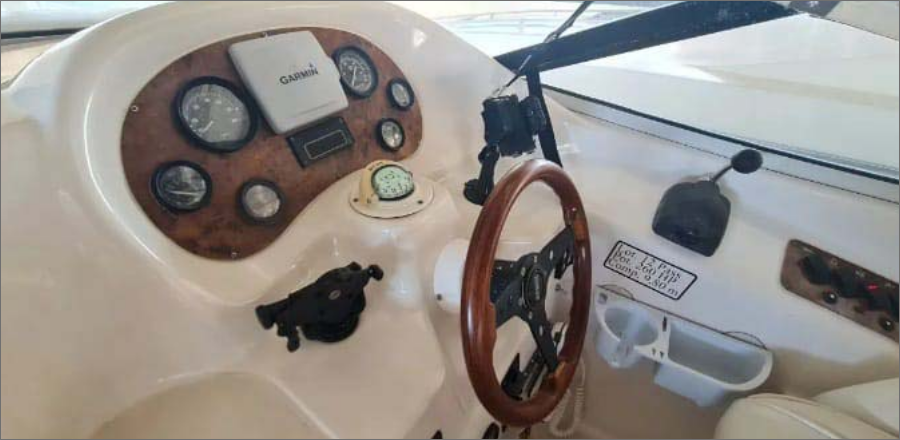 Aluguel de Lancha em Bertioga- Runner 33- 15 (7)