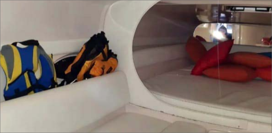 Aluguel de Lancha em Bertioga- Runner 33- 15 (9)