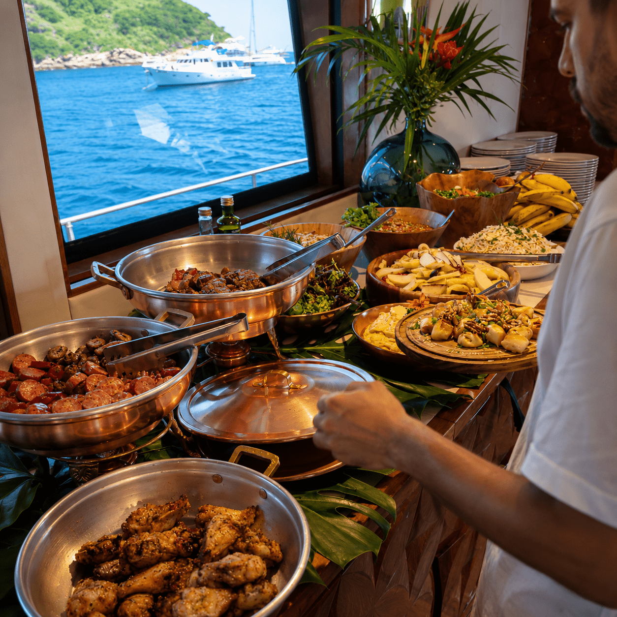 Luxury yacht setting for a personalized onboard experience